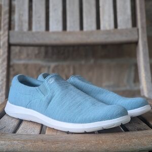 Merinos Aqua Blue Australian Wool Slip On Sneakers Size 11